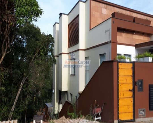 Imagem Casa com 3 Quartos à Venda, 1.018 m² em Azambuja - Brusque