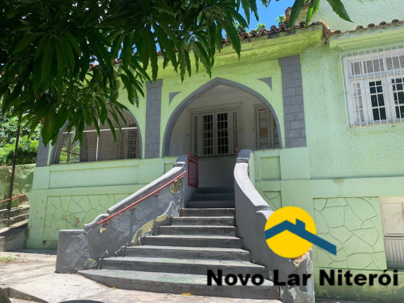 Casa com 4 Quartos à Venda, 495 m² em Fonseca - Niterói