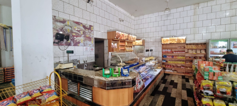Imóvel Comercial à Venda, 560 m² em Vila Velha - Roseira