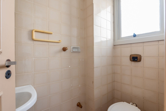 Imagem Apartamento com 3 Quartos à Venda, 118 m² em Mont Serrat - Porto Alegre Imagem Apartamento com 3 Quartos à Venda, 118 m² em Mont Serrat - Porto Alegre