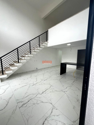 Imagem Casa com 3 Quartos à Venda, 130 m² em Vila Petrópolis - Atibaia Imagem Casa com 3 Quartos à Venda, 130 m² em Vila Petrópolis - Atibaia