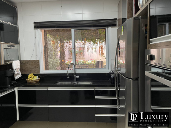 Imagem Apartamento com 2 Quartos à Venda, 300 m² em Alto De Pinheiros - São Paulo