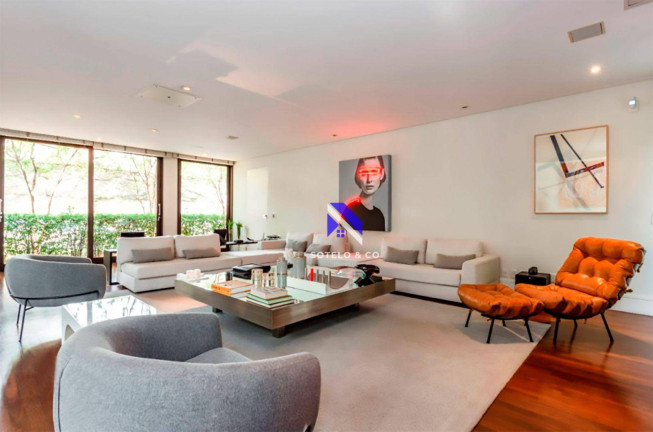 Casa com 4 Quartos à Venda, 913 m² em Jardim Europa - São Paulo