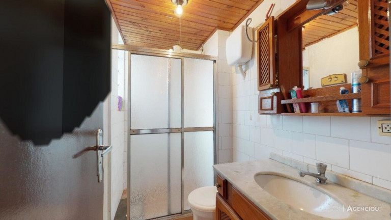 Imagem Imóvel com 2 Quartos à Venda, 60 m² em Cristal - Porto Alegre Imagem Imóvel com 2 Quartos à Venda, 60 m² em Cristal - Porto Alegre