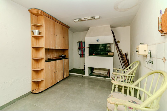 Imagem Casa com 4 Quartos à Venda, 352 m² em Jardim São Pedro - Porto Alegre Imagem Casa com 4 Quartos à Venda, 352 m² em Jardim São Pedro - Porto Alegre