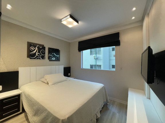 Imagem Apartamento com 4 Quartos à Venda, 195 m² em Meia Praia - Itapema