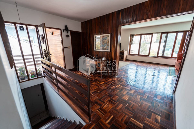 Imagem Casa com 5 Quartos à Venda, 259 m² em Jardim Marajoara - São Paulo