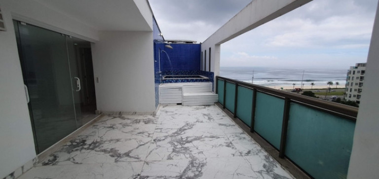 Imagem Cobertura com 3 Quartos à Venda, 136 m² em Barra Da Tijuca - Rio De Janeiro