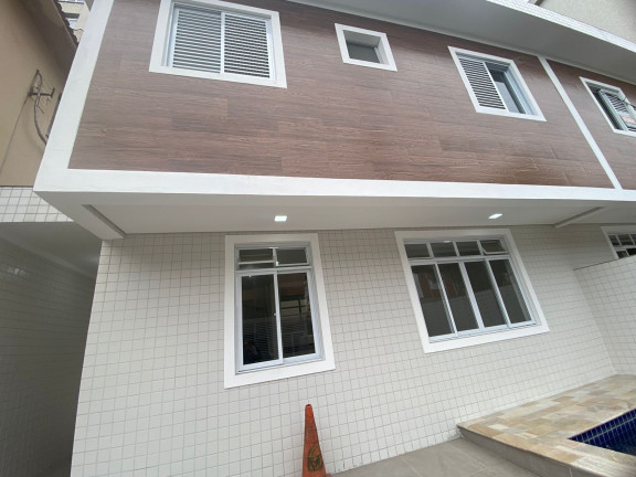 Imagem Casa com 3 Quartos à Venda, 110 m² em Boqueirão - Santos