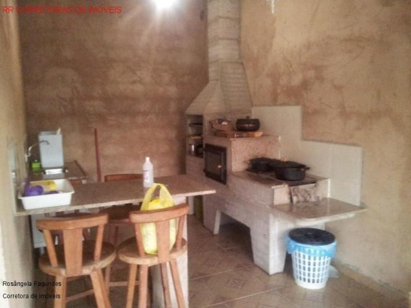 Imagem Imóvel com 2 Quartos à Venda, 120 m² em Centro - Andradas Imagem Imóvel com 2 Quartos à Venda, 120 m² em Centro - Andradas