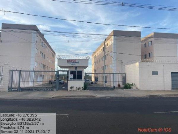 Apartamento com 2 Quartos à Venda, 47 m² em Loteamento Residencial Pequis - Uberlandia