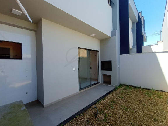 Sobrado com 2 Quartos à Venda, 98 m²