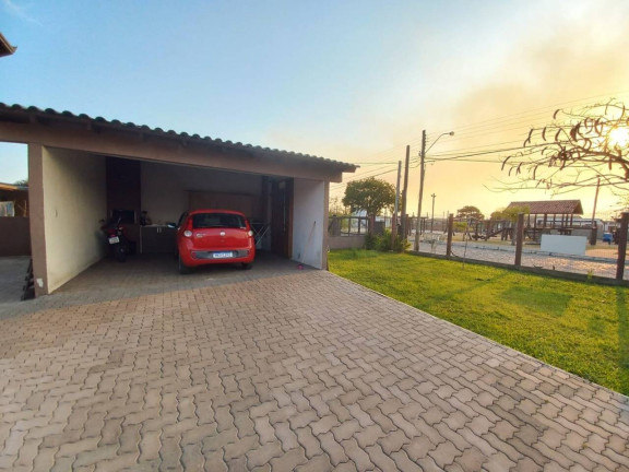 Imagem Casa com 2 Quartos à Venda, em Capão Da Canoa Imagem Casa com 2 Quartos à Venda, em Capão Da Canoa