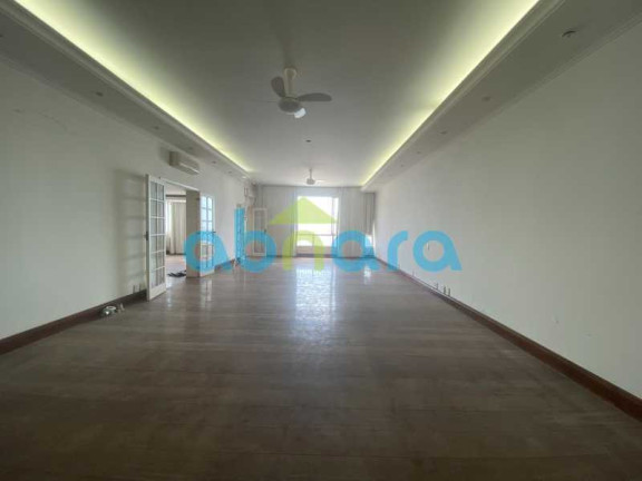Imagem Apartamento com 4 Quartos à Venda, 360 m² em Copacabana - Rio De Janeiro Imagem Apartamento com 4 Quartos à Venda, 360 m² em Copacabana - Rio De Janeiro