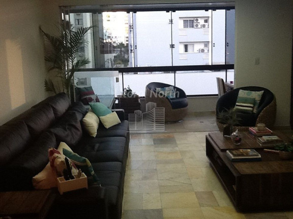 Imagem Apartamento com 4 Quartos à Venda, 220 m² em Centro - Balneário Camboriú Imagem Apartamento com 4 Quartos à Venda, 220 m² em Centro - Balneário Camboriú