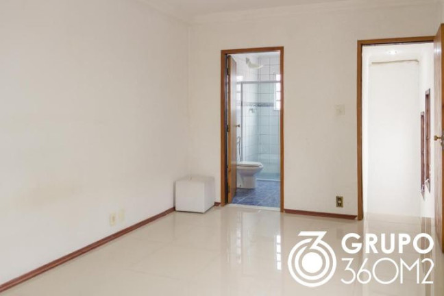 Imagem Casa com 3 Quartos à Venda, 350 m² em Rudge Ramos - São Bernardo Do Campo Imagem Casa com 3 Quartos à Venda, 350 m² em Rudge Ramos - São Bernardo Do Campo