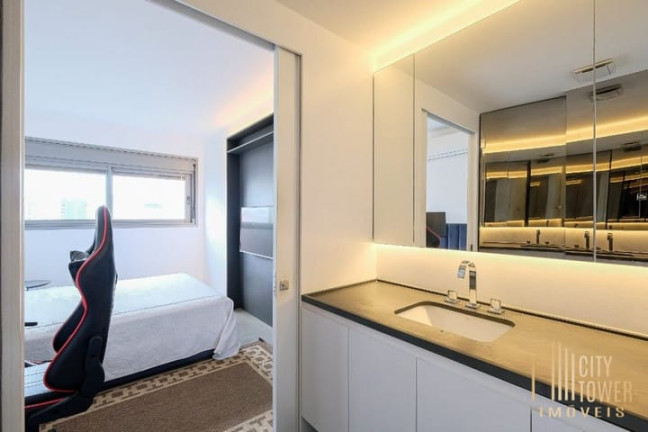 Imagem Apartamento com 2 Quartos à Venda, 62 m² em Moema - São Paulo