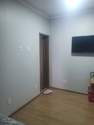 Imagem Casa com 3 Quartos à Venda, 309 m² em Campestre - Santo André
