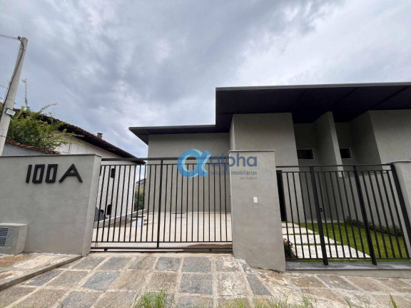 Imagem Casa com 3 Quartos à Venda, 192 m² em Quitandinha - Petrópolis Imagem Casa com 3 Quartos à Venda, 192 m² em Quitandinha - Petrópolis