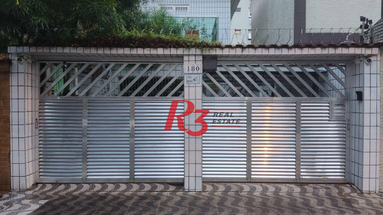 Imagem Sobrado com 4 Quartos à Venda, 180 m² em Boqueirão - Santos