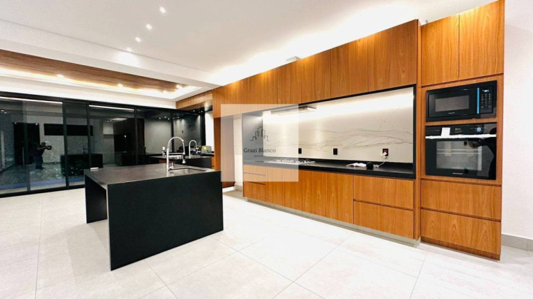 Imagem Casa de Condomínio com 3 Quartos à Venda, 243 m² Imagem Casa de Condomínio com 3 Quartos à Venda, 243 m²