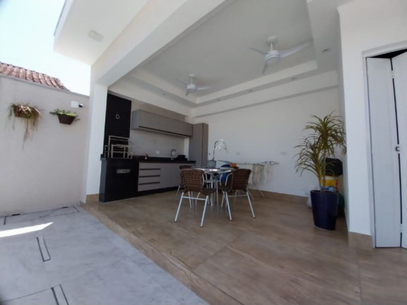 Imagem Casa com 3 Quartos à Venda, em Jardim Suarão - Itanhaém Imagem Casa com 3 Quartos à Venda, em Jardim Suarão - Itanhaém