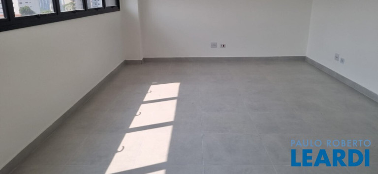 Imagem Sala Comercial à Venda, 37 m² em Vila Assunção - Santo André Imagem Sala Comercial à Venda, 37 m² em Vila Assunção - Santo André