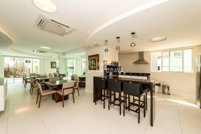 Imagem Apartamento com 3 Quartos à Venda, 160 m² em Centro - Balneário Camboriú