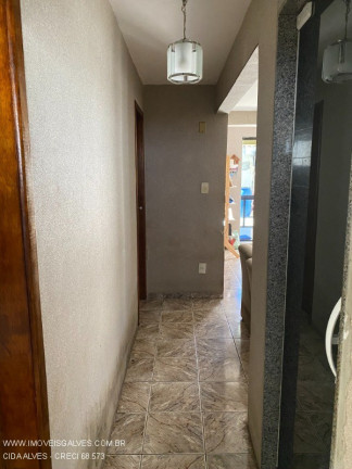 Imagem Sobrado com 2 Quartos à Venda,  em Saracuruna - Duque De Caxias