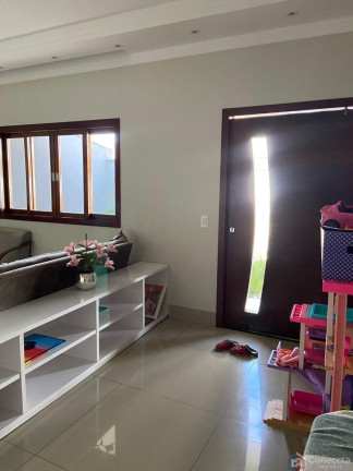 Imagem Casa com 3 Quartos à Venda, 211 m² em Ipanema Ii - Patos De Minas
