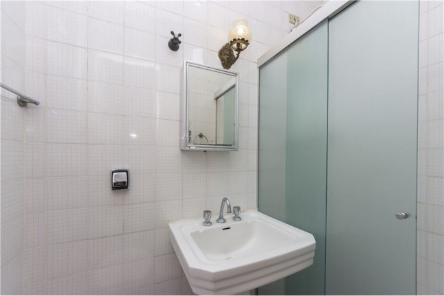 Imagem Casa com 4 Quartos à Venda, em Paraíso - São Paulo Imagem Casa com 4 Quartos à Venda, em Paraíso - São Paulo