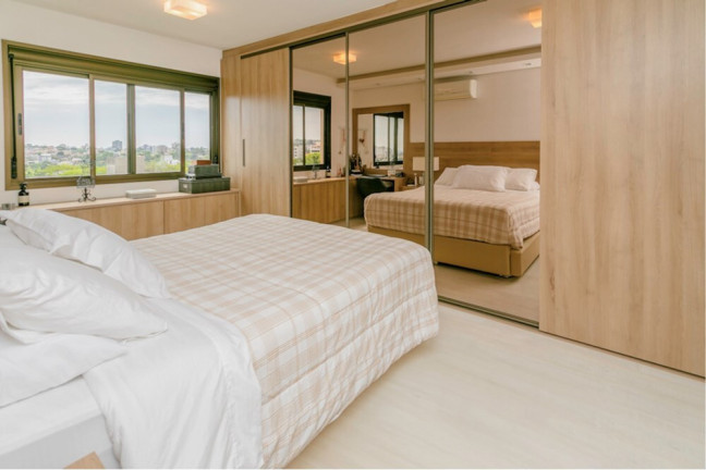Imagem Apartamento com 3 Quartos à Venda, 137 m² em Jardim Planalto - Porto Alegre Imagem Apartamento com 3 Quartos à Venda, 137 m² em Jardim Planalto - Porto Alegre