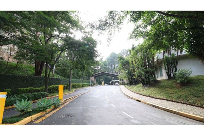 Imóvel com 2 Quartos à Venda,  em Vila Andrade - São Paulo