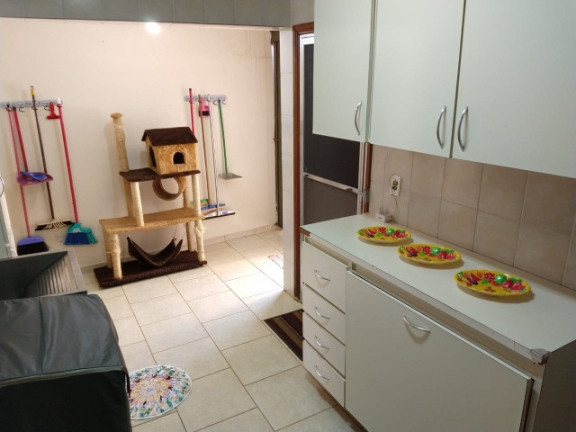 Imagem Casa com 3 Quartos à Venda, 260 m² em Bauru