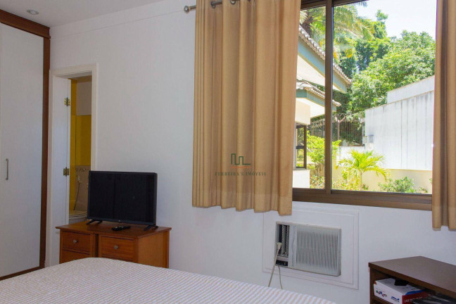 Imagem Casa com 4 Quartos à Venda, 493 m² em Charitas - Niterói Imagem Casa com 4 Quartos à Venda, 493 m² em Charitas - Niterói