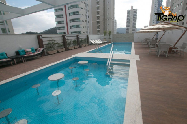 Imagem Apartamento com 3 Quartos à Venda, 129 m² em Centro - Balneário Camboriú Imagem Apartamento com 3 Quartos à Venda, 129 m² em Centro - Balneário Camboriú