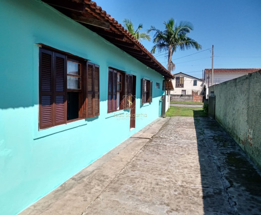 Imagem Casa com 6 Quartos à Venda,  em Figueira - Guaratuba
