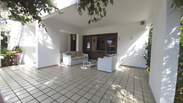 Imagem Casa de Condomínio com 4 Quartos à Venda, 650 m² em Estrada Do Côco - Lauro De Freitas