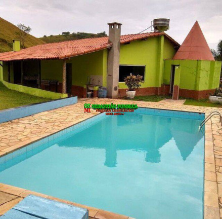 Chácara à Venda, 4 m² em Jacareí - Jacareí