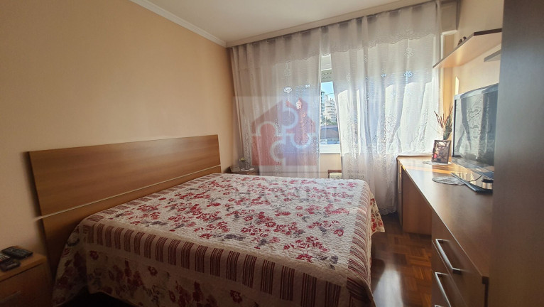Imagem Apartamento com 2 Quartos à Venda, 83 m² em Menino Deus - Porto Alegre