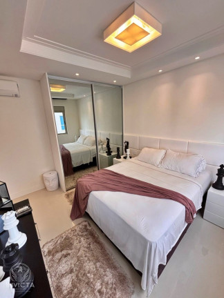 Imagem Apartamento com 3 Quartos à Venda, 246 m² em Barra Sul - Balneário Camboriú Imagem Apartamento com 3 Quartos à Venda, 246 m² em Barra Sul - Balneário Camboriú