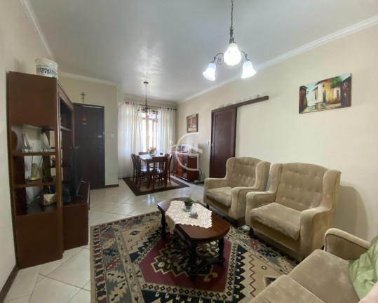 Imagem Casa com 5 Quartos à Venda, 196 m² em Anita Garibaldi - Joinville Imagem Casa com 5 Quartos à Venda, 196 m² em Anita Garibaldi - Joinville