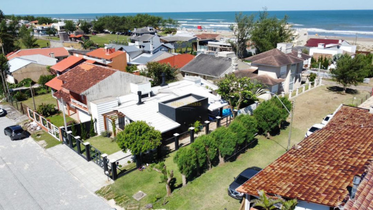 Imagem Casa com 4 Quartos à Venda, 140 m² em Noiva Do Mar - Xangri-lá Imagem Casa com 4 Quartos à Venda, 140 m² em Noiva Do Mar - Xangri-lá