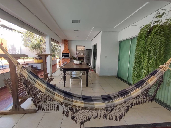 Imagem Casa de Condomínio com 4 Quartos à Venda, 280 m² em Jardins Madri - Goiânia Imagem Casa de Condomínio com 4 Quartos à Venda, 280 m² em Jardins Madri - Goiânia
