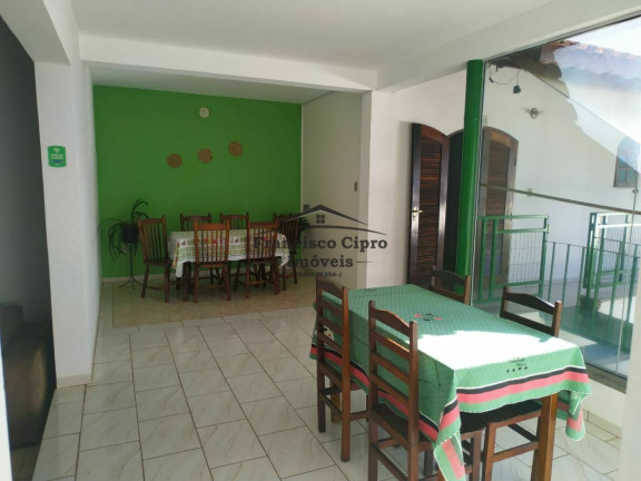 Imagem Imóvel com 17 Quartos à Venda, 2.000 m² em Bom Jardim I - Guaratinguetá
