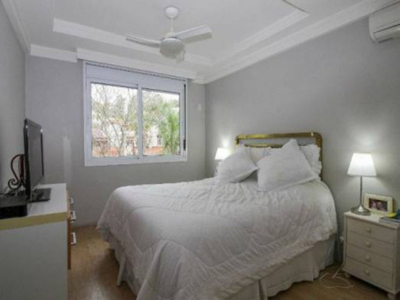 Imagem Sobrado com 3 Quartos à Venda, 257 m² em Jardim Carvalho - Porto Alegre