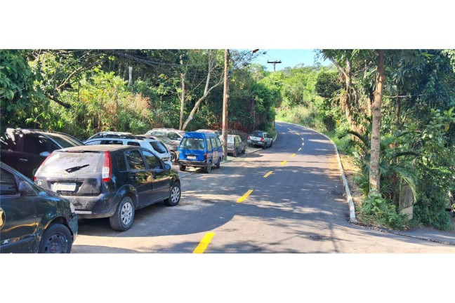 Imagem Terreno à Venda, 705 m² em Centro - Maricá