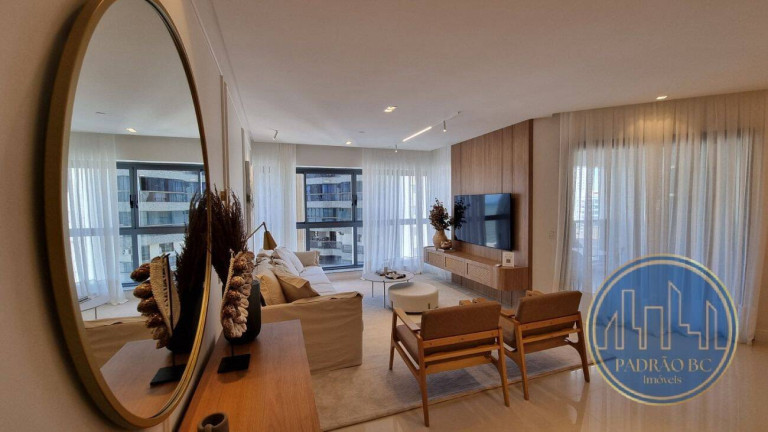 Imagem Apartamento com 4 Quartos à Venda, 182 m² em Centro - Balneário Camboriú Imagem Apartamento com 4 Quartos à Venda, 182 m² em Centro - Balneário Camboriú