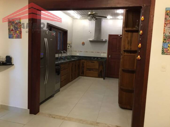 Imagem Casa com 4 Quartos à Venda, 1.240 m² em Viana - Ilhabela Imagem Casa com 4 Quartos à Venda, 1.240 m² em Viana - Ilhabela