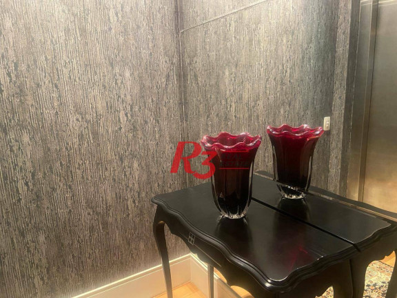 Imagem Apartamento com 4 Quartos à Venda, 204 m² em Embaré - Santos